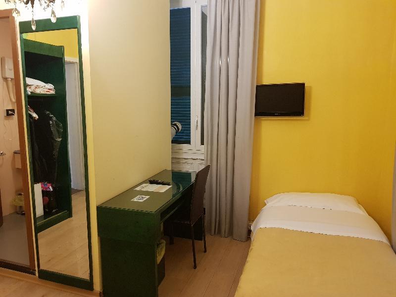 Suisse Hotel 2*